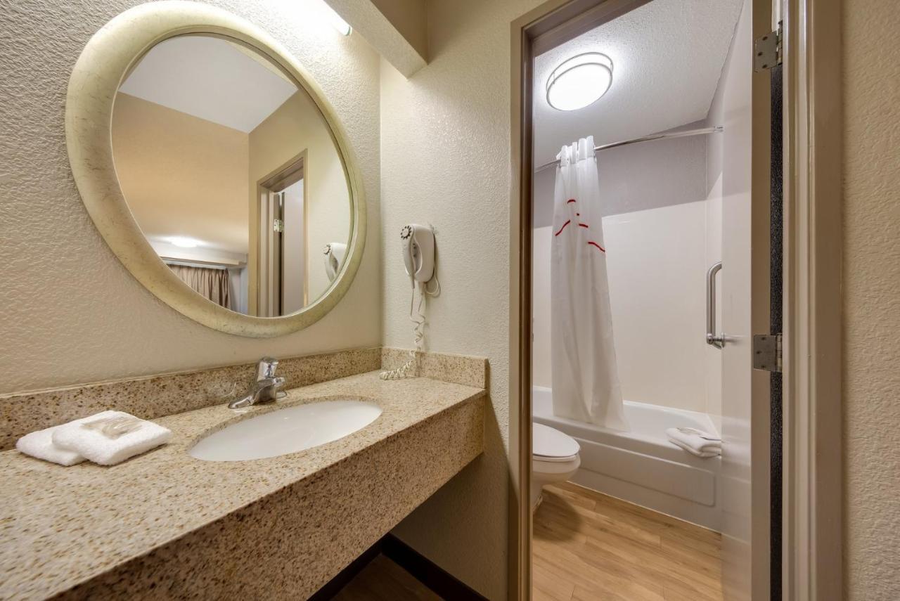 Red Roof Inn Asheville - Biltmore West Dış mekan fotoğraf