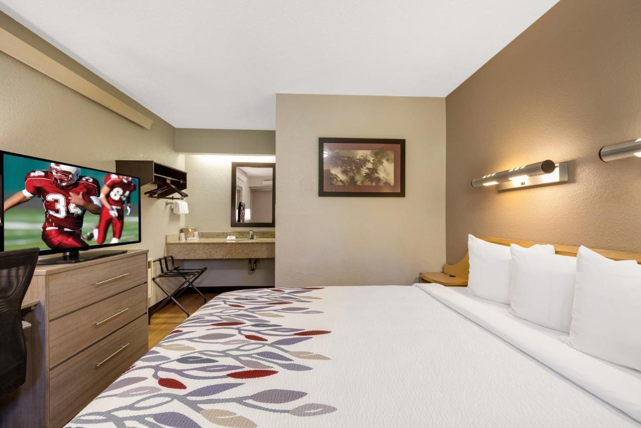 Red Roof Inn Asheville - Biltmore West Dış mekan fotoğraf