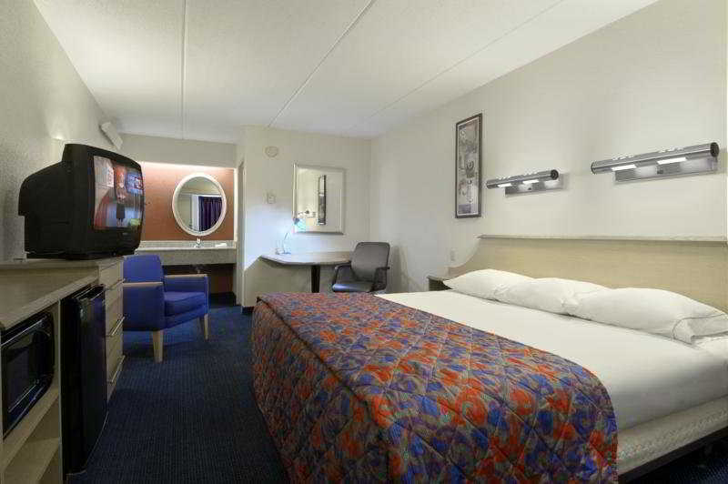 Red Roof Inn Asheville - Biltmore West Oda fotoğraf